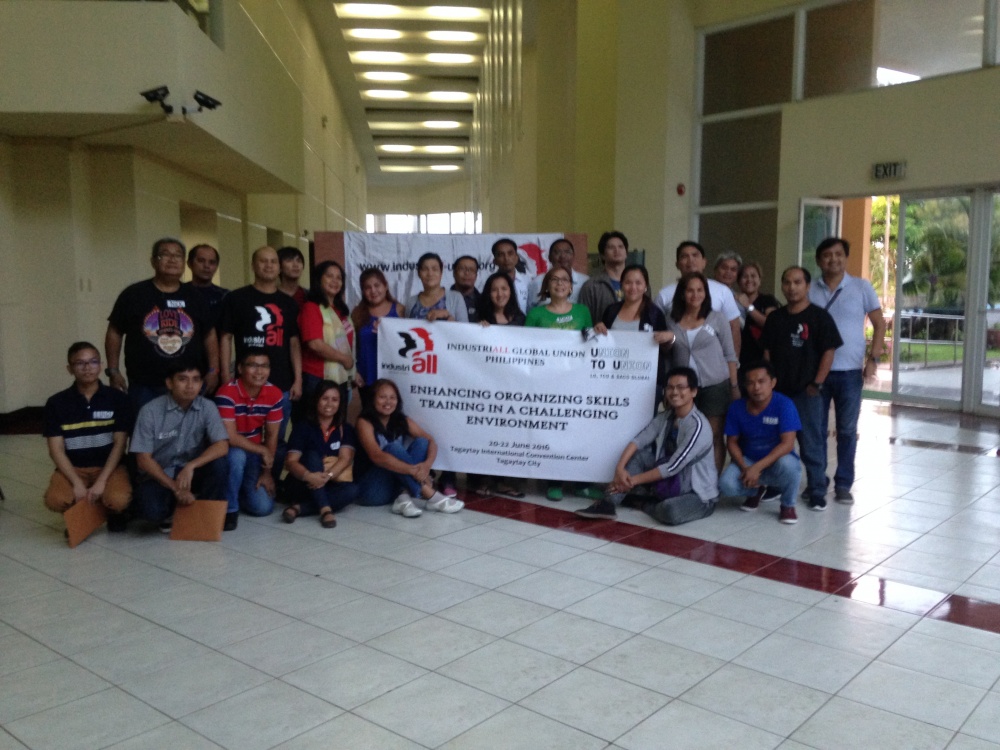 Trade unions in the Philippines develop organizers IndustriALL