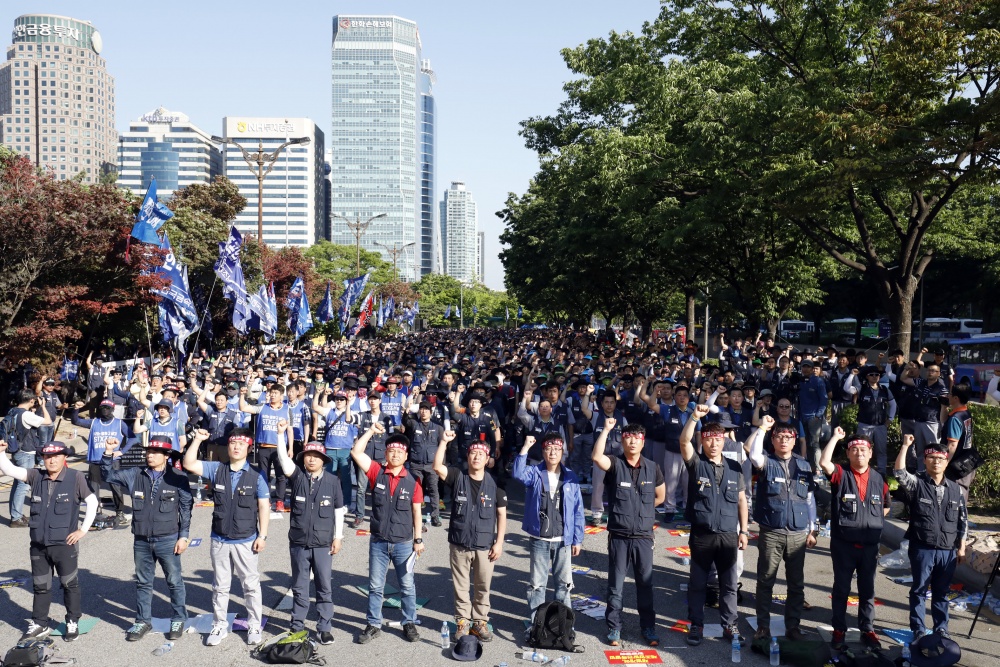 Korean unions need your support! IndustriALL