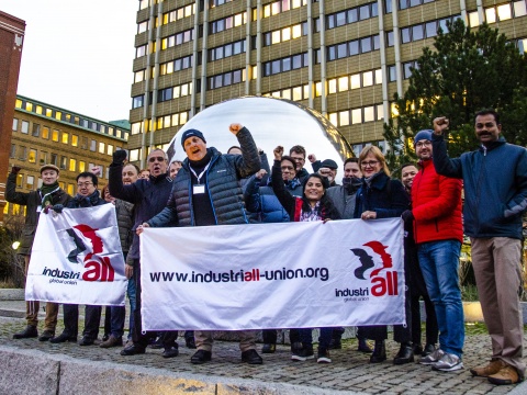 Organizing White Collar Workers Industriall