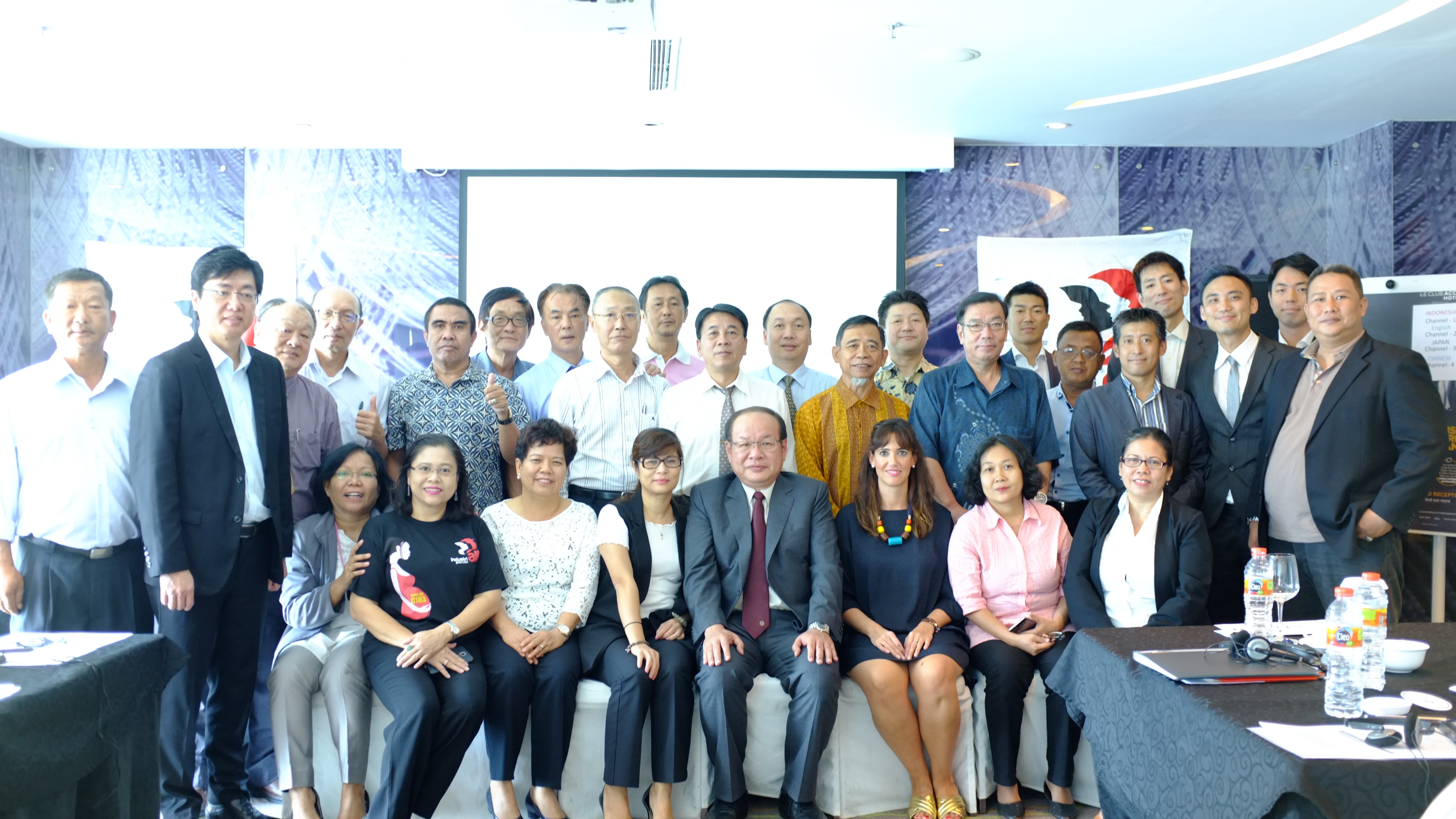 Digitization And Precarious Work Dominate Asia Pacific Oil And Gas Meeting Industriall