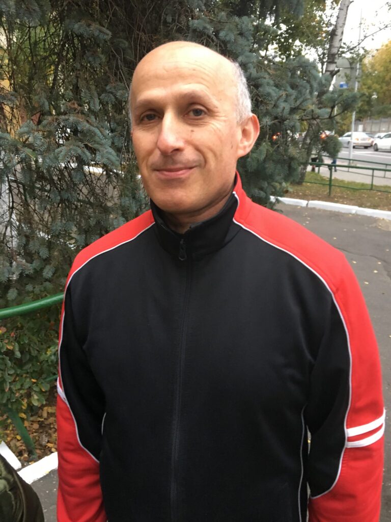 Ihar Komlik soon after his release on 2 October, Photo by Ales Bialiatski