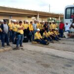 Los trabajadores marcharon por Cerrejón y realizaron un mitin para reclamar que la firma respete el pliego de peticiones y valore su trabajo.