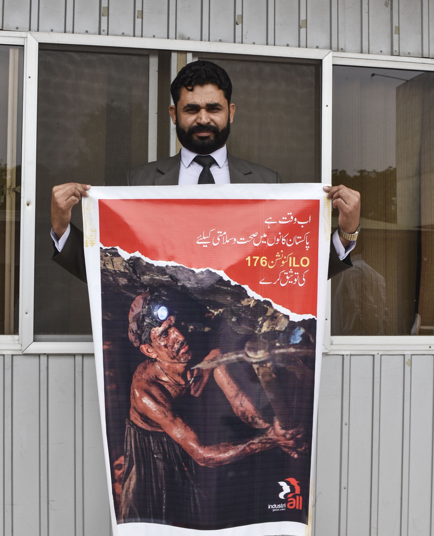 IndustriALL launches campaign for health and safety in Pakistan mines