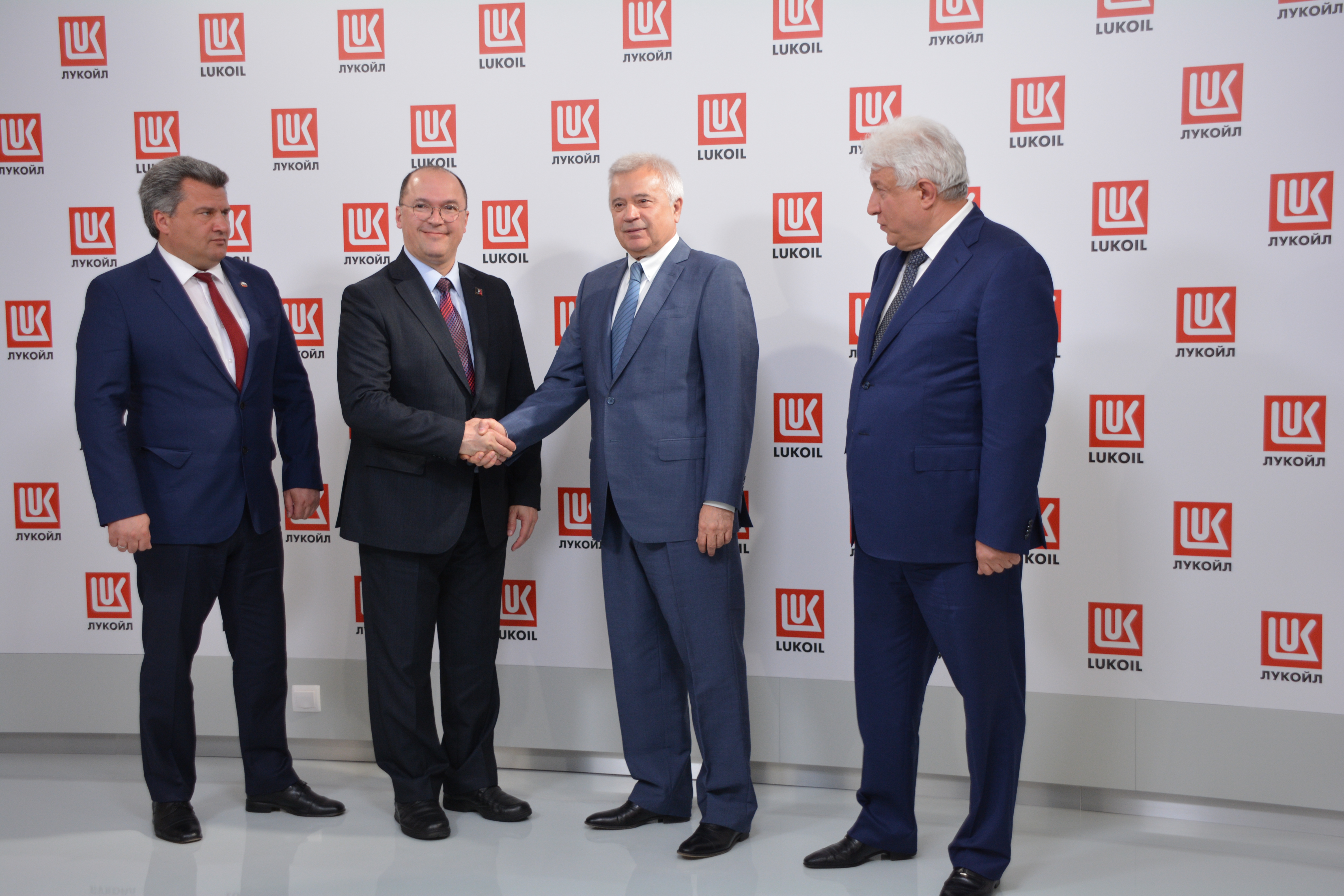 Проекты лукойл на 2022 год