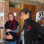 Sarah Flores y Julieta Avalos Abusharekh, responsables de jóvenes de ALC a nivel global y regional respectivamente, durante el evento de la juventud de IndustriALL ALC