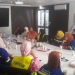 Women's Centre and Autoliv workers. Women in training session, Nador.