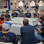 Marino en taller en seminario El Salvador