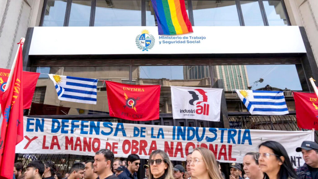 paro con movilización Confederación de Sindicatos Industriales de Uruguay