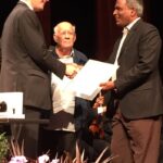 Amirul Haque Amin, president of IndustriALL affiliate National Garment Workers Federation (NGWF) in Bangladesh receiving the Nuremberg International Human Rights Award.
