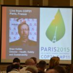 Brian Kohler rendant compte de la COP21 à Paris