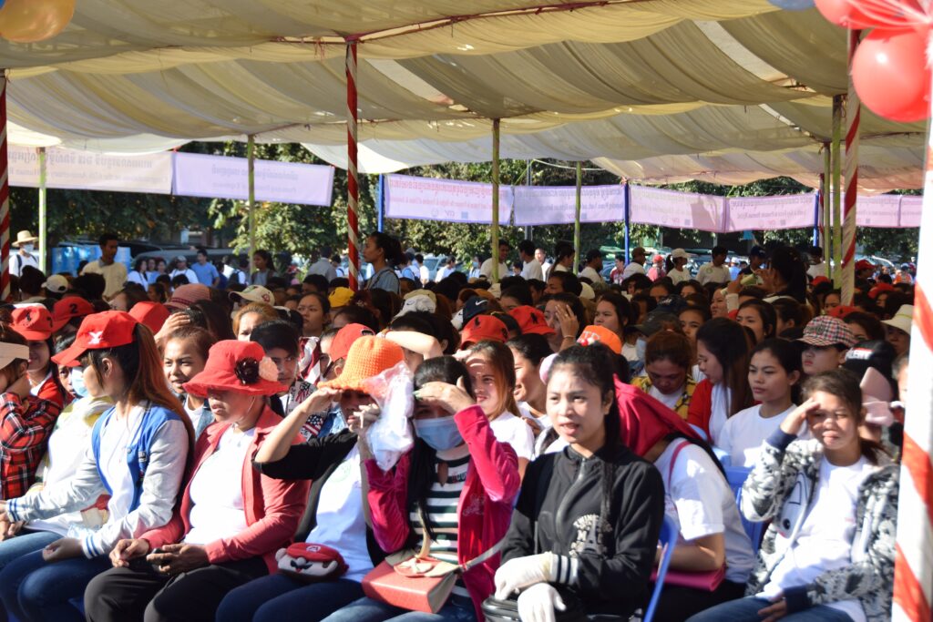 On 10 December, International Human Rights Day, IndustriALL affiliates organized a manifestation for a living wage