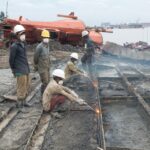 IndustriALL is campaigning to improve working conditions in yards such as this one in Bangladesh