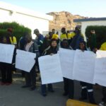 Les travailleurs ont signé une pétition contre les pratiques de style "Big Brother" de Rio Tinto. 