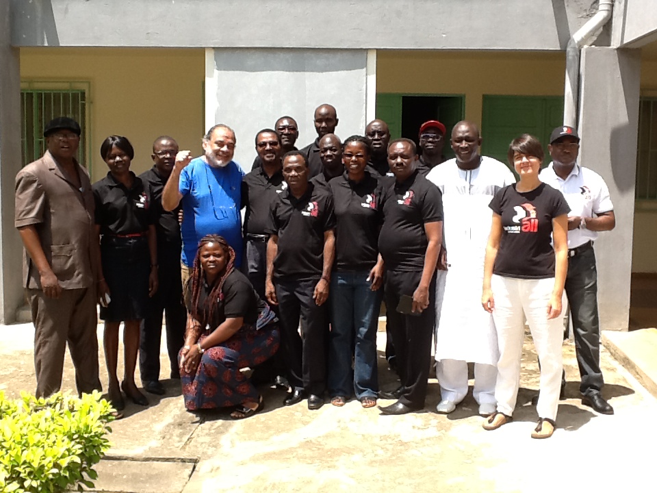 Участники обсуждения тактики противодействия нестандартной занятости в Западной Африке.