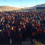 Участники забастовки на шахте Escondida, Чили, 2014 г. 