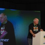 Andrew Dettmer de l’AMWU s’exprimant en soutien à la résolution lors du Congrès