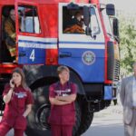 •	Pompiers et ambulanciers. PHOTO réalisée par Raman YERASHENIA, BITU