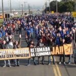 Тысячи рабочих обратились к правительству с просьбой принять меры по стимулированию экономического роста и созданию рабочих мест