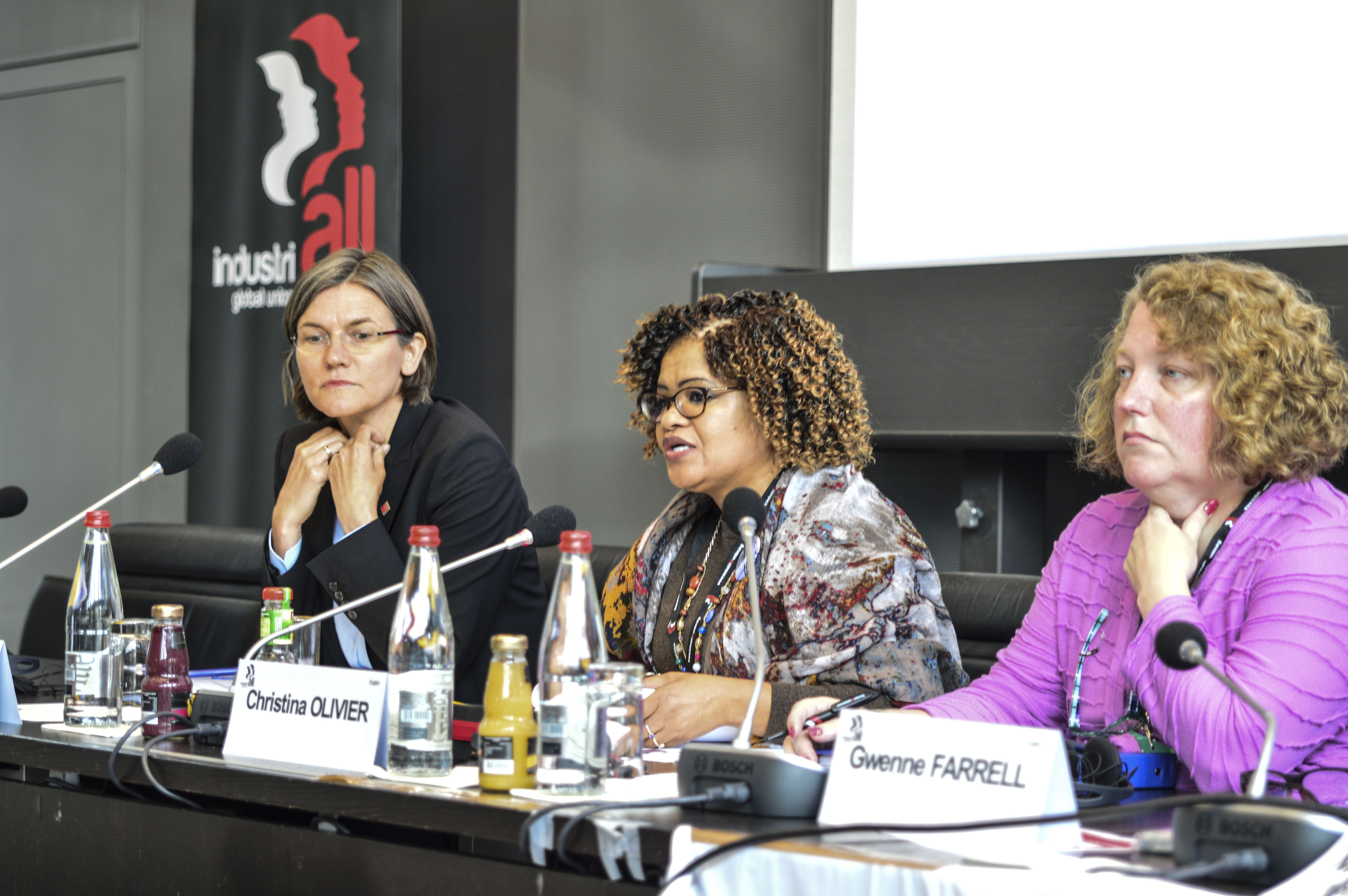 Le Comité des Femmes d’IndustriALL continue de se battre pour que 40 pour cent de femmes soient représentées dans les structures d’IndustriALL.