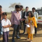 La presse locale s’est aussi entretenue avec la Secrétaire régionale d’IndustriALL pour l’Asie du Sud, Apoorva Kaiwar.