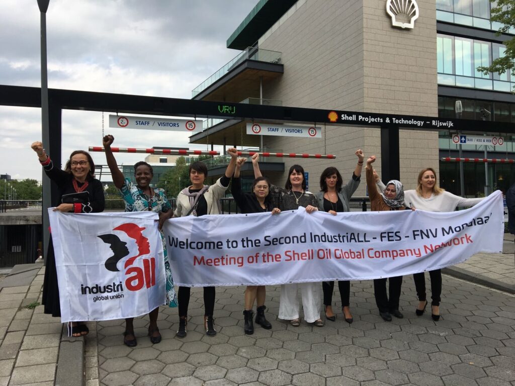 Participants at the Shell network meeting