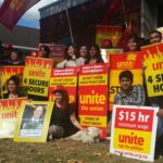 Militants de Unite manifestant contre les contrats zéro heure