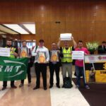 Des militants du RMT occupent le siège de Shell à Londres