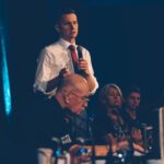 Daniel Walton en train de prononcer son discours d’accueil à la conférence. Photo: AWU