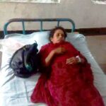 Une femme en convalescence à l’hôpital