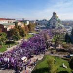 Miles de trabajadores/as llenan las calles de Sofía, capital de Bulgaria, para exigir mejores salarios. 27 de octubre de 2017