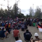 19 августа рабочие забаррикадировали входы на шахту