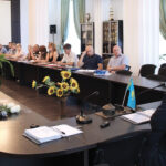 El Sindicato de Trabajadores Metalúrgicos de Zhaktau está celebrando una reunión para los activistas