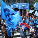 Рабочие FIAT и их сторонники участвуют в демонстрации. Фото: SSMS