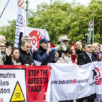 Le Secrétaire général d’IndustriALL, Valter Sanches, appelle à une interdiction mondiale de l’amiante lors de la manifestation