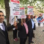 IndustriALL manifeste en compagnie d’ONG devant l’AG d’Anglo American le 24 avril.