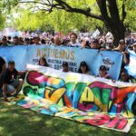 Afiliados de IndustriALL participan en la marcha de la CSA