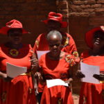 Chœur du ZCTU chantant lors de la commémoration de la Journée mondiale pour un travail décent. 