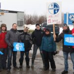 USW local 9700 members on the picket line. Photo: USW