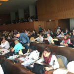 La Responsable d’IndustriALL Global Union pour les projets et les droits Suzanna Miller s’exprimant au sein de la Commission de l’OIT