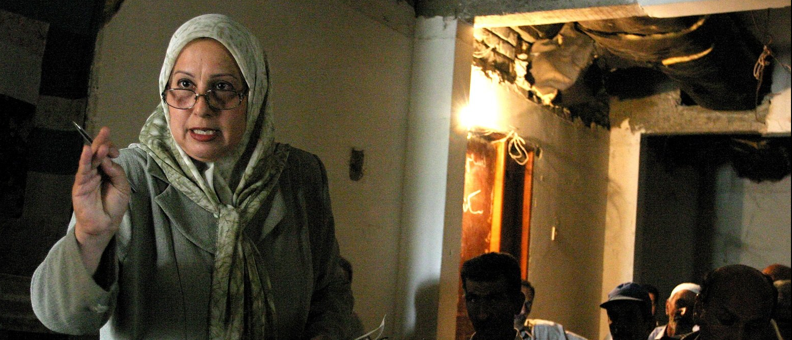 Hashmeya Assadawe, president of Basra Trade Union Federation and the electrical union, addressing a union meeting in Bassora. 