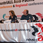 Региональный сопредседатель Мишель О'Нил и генеральный секретарь IndustriALL Вальтер Санчес.