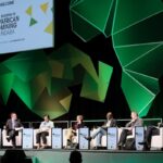 Le Directeur du département des mines d’IndustriALL Glen Mpufane lors d’un panel à l’Indaba du secteur des mines en Afrique