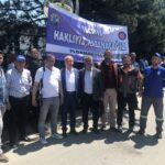 Рабочие протестуют против Kosan Kozmetik, дочерней компании Yves Rocher в Турции, уволившей 85 рабочих за членство в профсоюзе