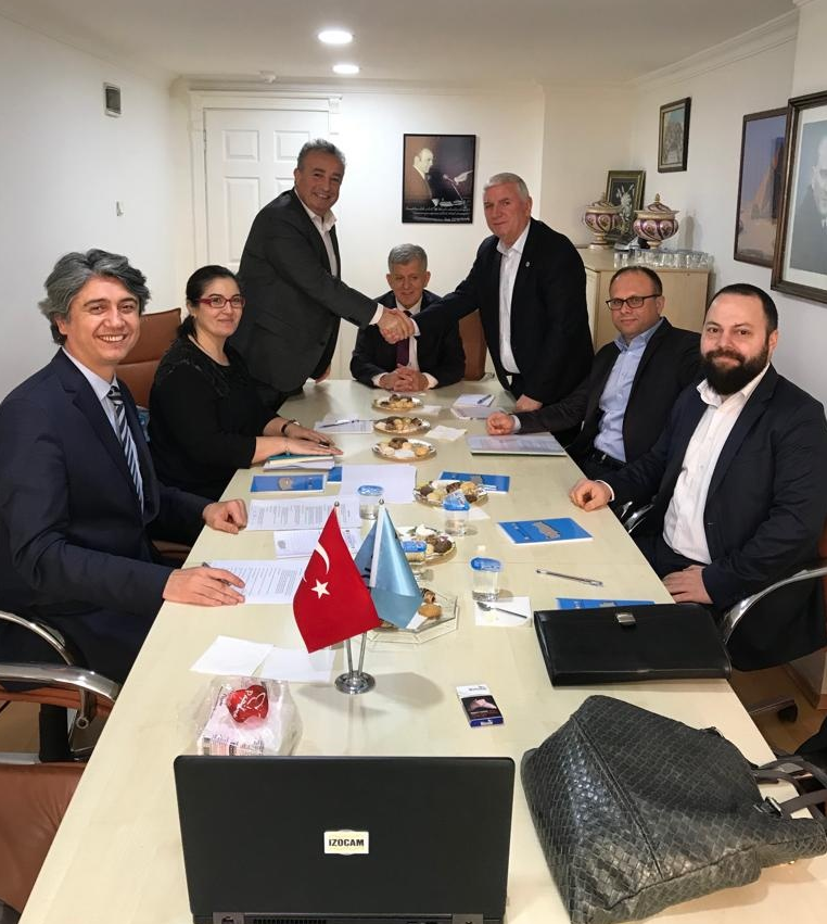 Турецкий профсоюз Kristal-İş после двенадцатидневной забастовки подписал коллективное соглашение с İzocam.