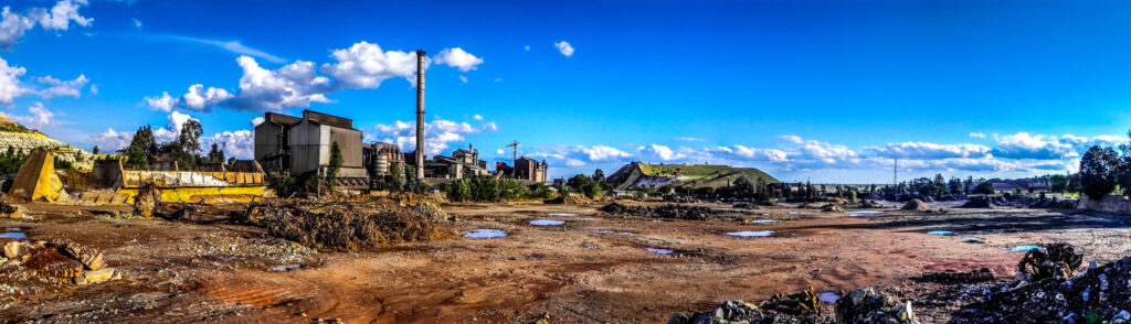 Photo of Randfontein mine, Johannesburg, South Africa. Photo by Paul Saad, Flickr, Creative Commons