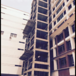 Construction d’un escalier de secours dans une usine (photo : Accord)