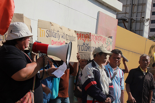 Action de solidarité devant l'ambassade du Cambodge à Bangkok