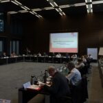 Les participants de l’atelier ont débattu de leurs expériences et des évolutions générales dans le domaine des ACM. Francfort, Allemagne, les 2 et 3 juin 2015