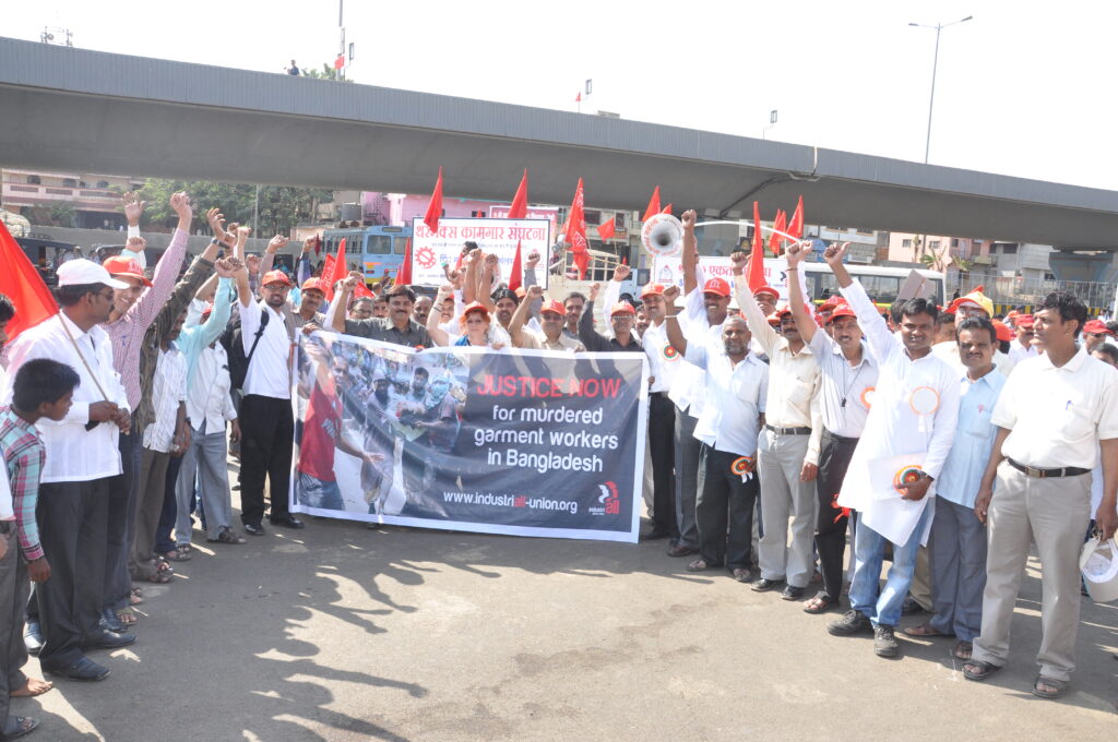 IndustriALL Indian affiliates in solidarity with Bangladeshi garment workers on May Day in Pune