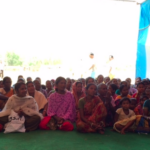 Люди, живущие по соседству с перемещенными лицами